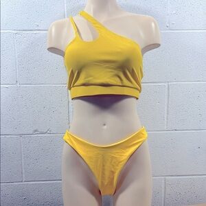 Yellow One-Shoulder Bikini Set​​​
